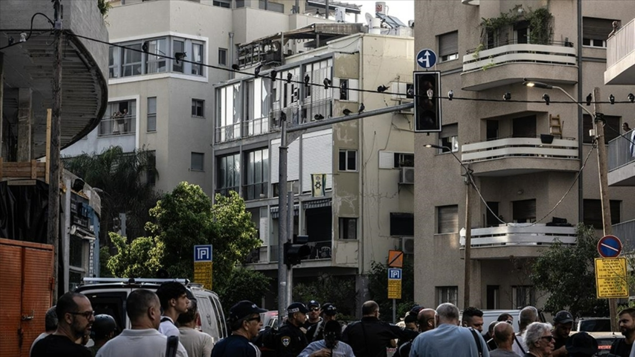 Husiler, Tel Aviv’i ‘güvenli olmayan bölge’ ilan etti