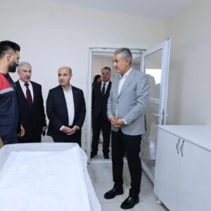 bakan yardimcisi mardinde hayvan bakimevini ziyaret etti MpVONWhd