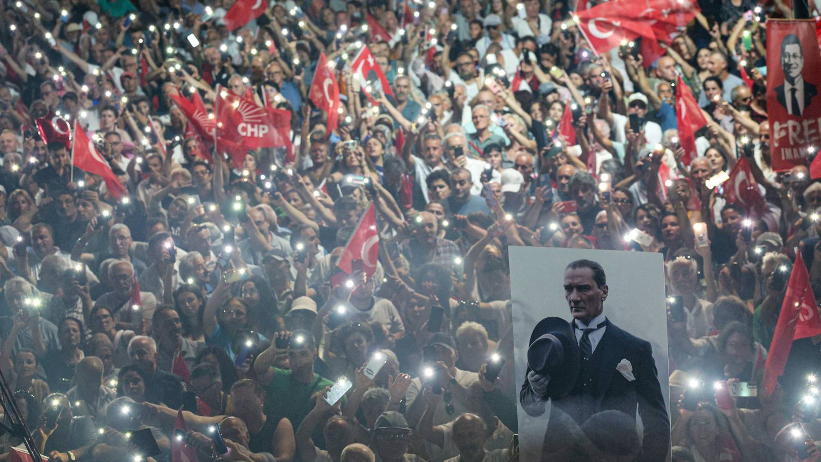 chpnin millet iradesine sahip cikiyor mitinglerinin 57ncisi yarin afyonkarahisarda tum vatandaslarimizi bekliyoruz 6EJjOjEC