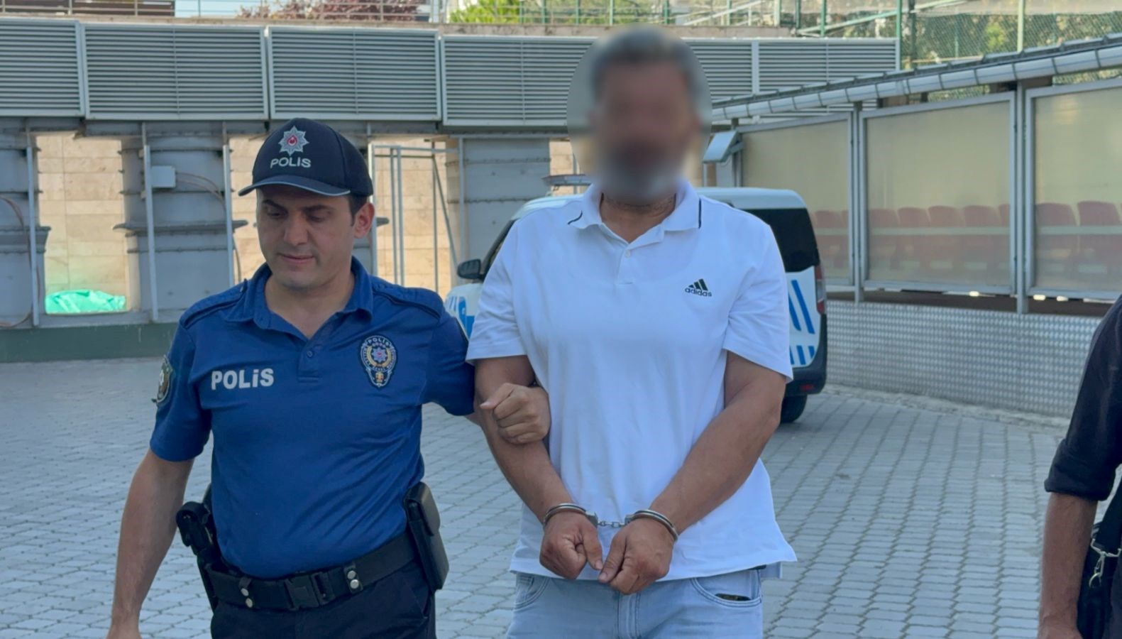 samsunda kiracisinin burnunu kiran ev sahibi tutuklandi HtzFsZVj