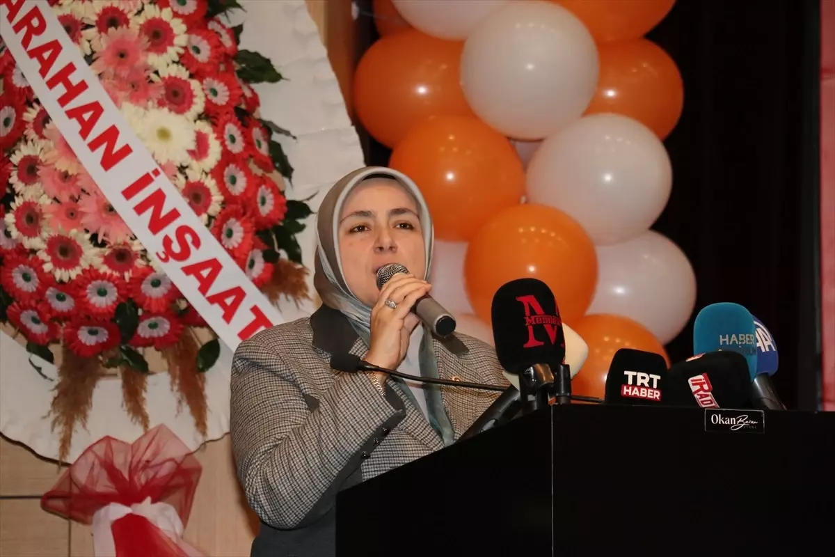 ak parti genel merkez kadin kollari baskani ercan sivasta konustu aciklamasi QfL3rL12.jpg