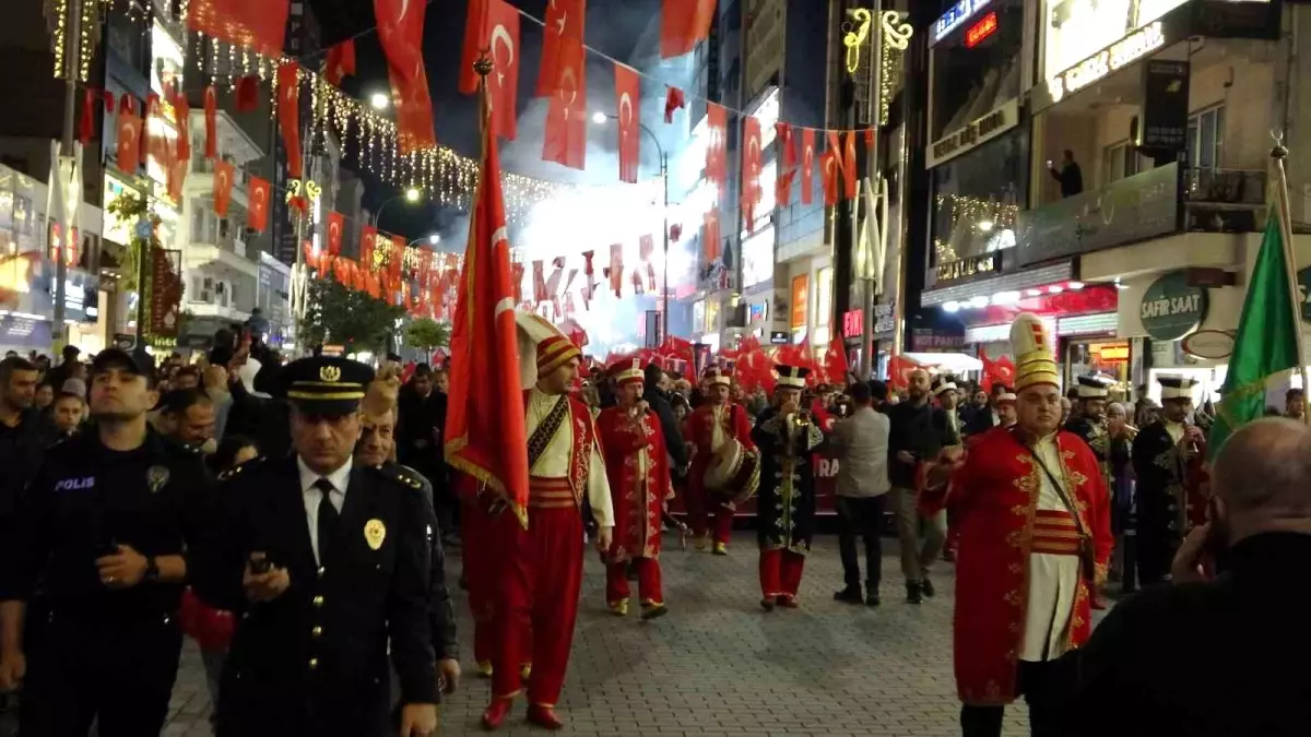 cumhuriyetin 102 yili umraniyede coskuyla kutlandi t7KpNvGk.jpg