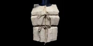 titanicten-kalan-can-yelegi-1-milyon-dolara-satildi-9G9EG6Uf