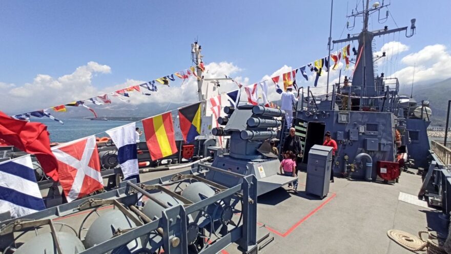 İskenderun’da TCG Karpaz ve TCSG-304 Hücum Botu Ziyarete Açıldı