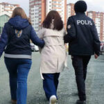 tuvalette-dogurulduktan-sonra-cope-birakilan-bebegin-annesine-hapis-cezasi-xB3zlQcf